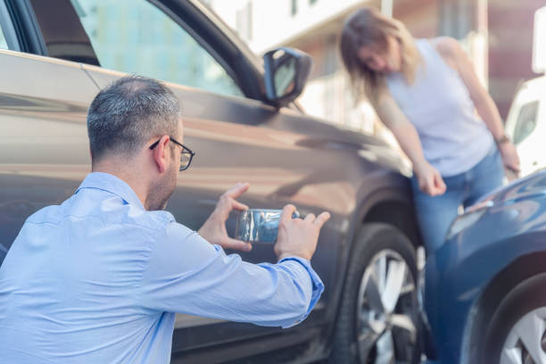 Professional Car Insurance Near Me technician working in Richmond West, FL